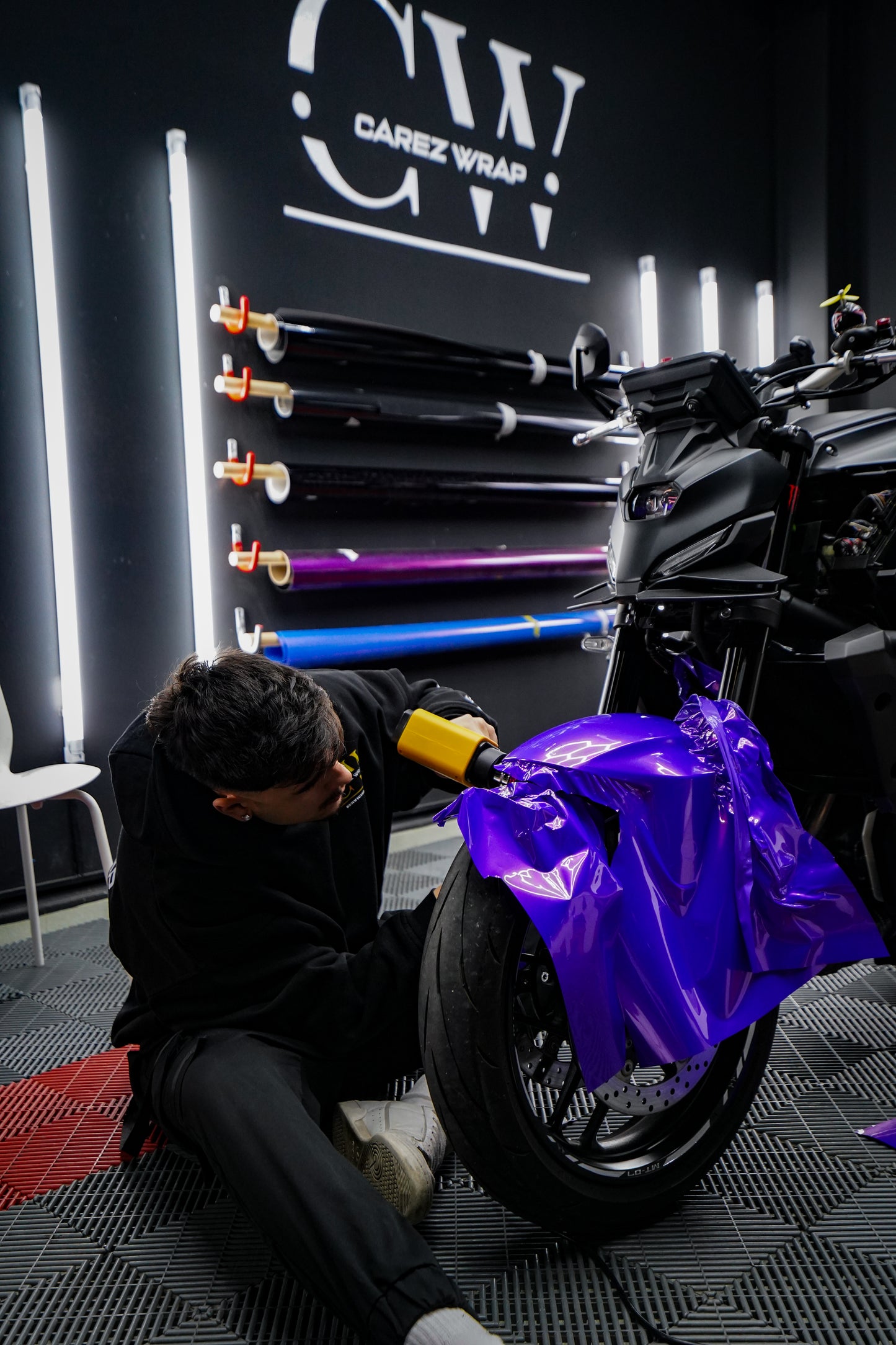 Servicio de instalación de Adhesivos